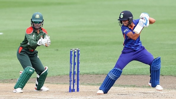 Harmanpreet Kaur of India bats during the 2022 ICC Women's Cricket World Cup match between India and Bangladesh 