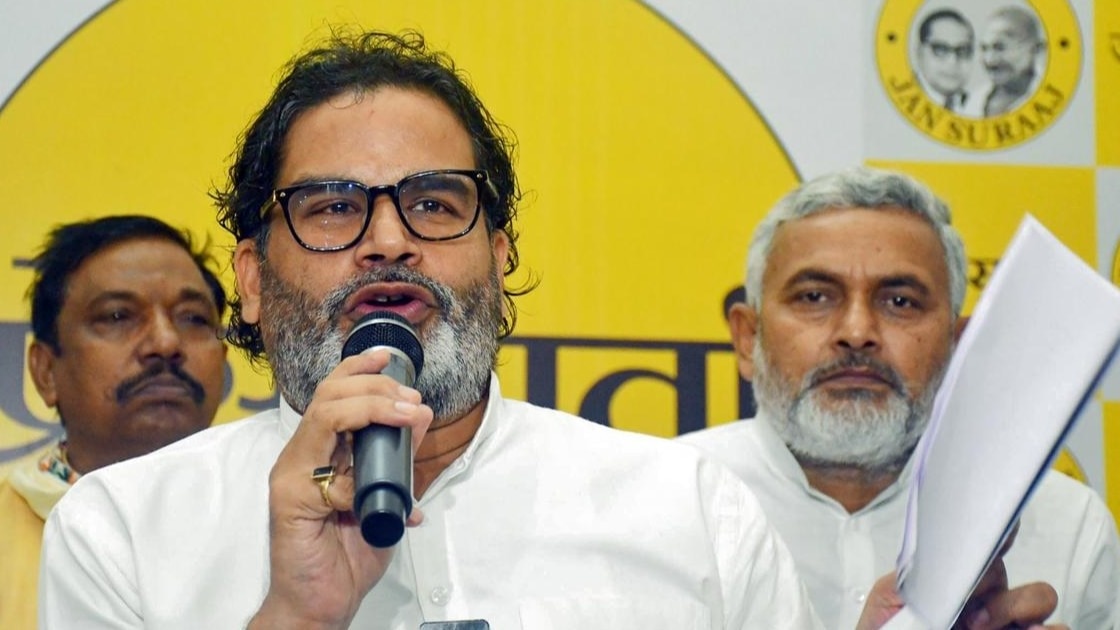 प्रशांत किशोर तो पलट गए! जनसुराज के मुखिया के पास क्या है आगे का रास्ता?