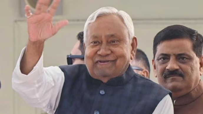 नीतीश कुमार आज लेंगे सीएम पद की शपथ (Photo: PTI)