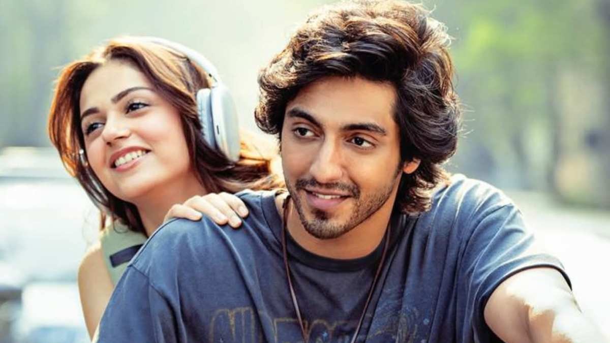  Ahaan Panday aneet padda