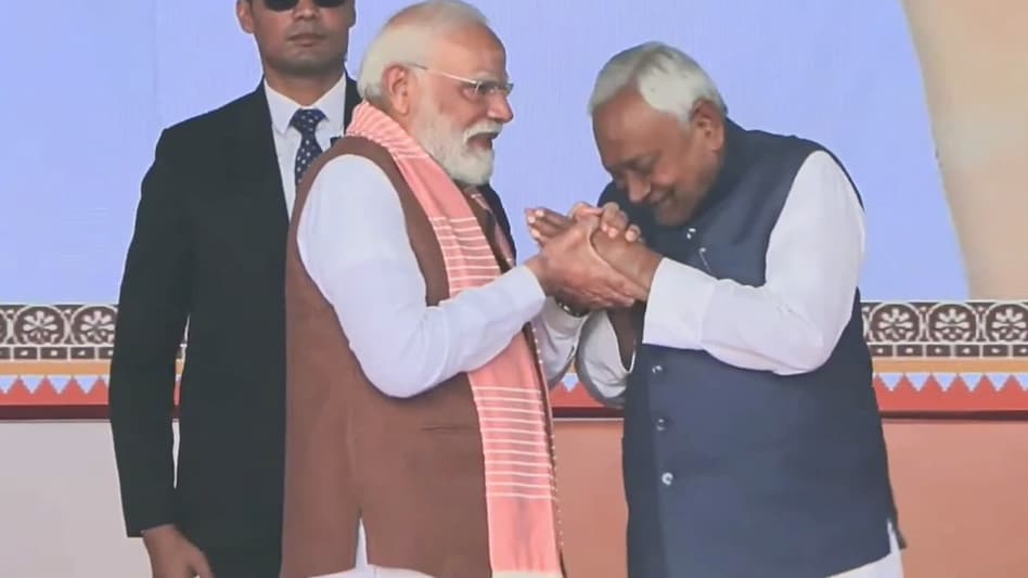 दसवीं बार सीएम बने नीतीश कुमार के 10 काम, जो उन्हें ऑलटाइम बेस्ट बनाते हैं - Nitish Kumar tenth chief minister of bihar major 10 contributions opns2 - AajTak