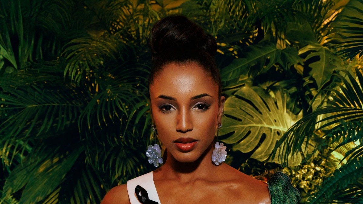 Miss Universe Jamaican Gabrielle Henry falls on stage later hospitalised