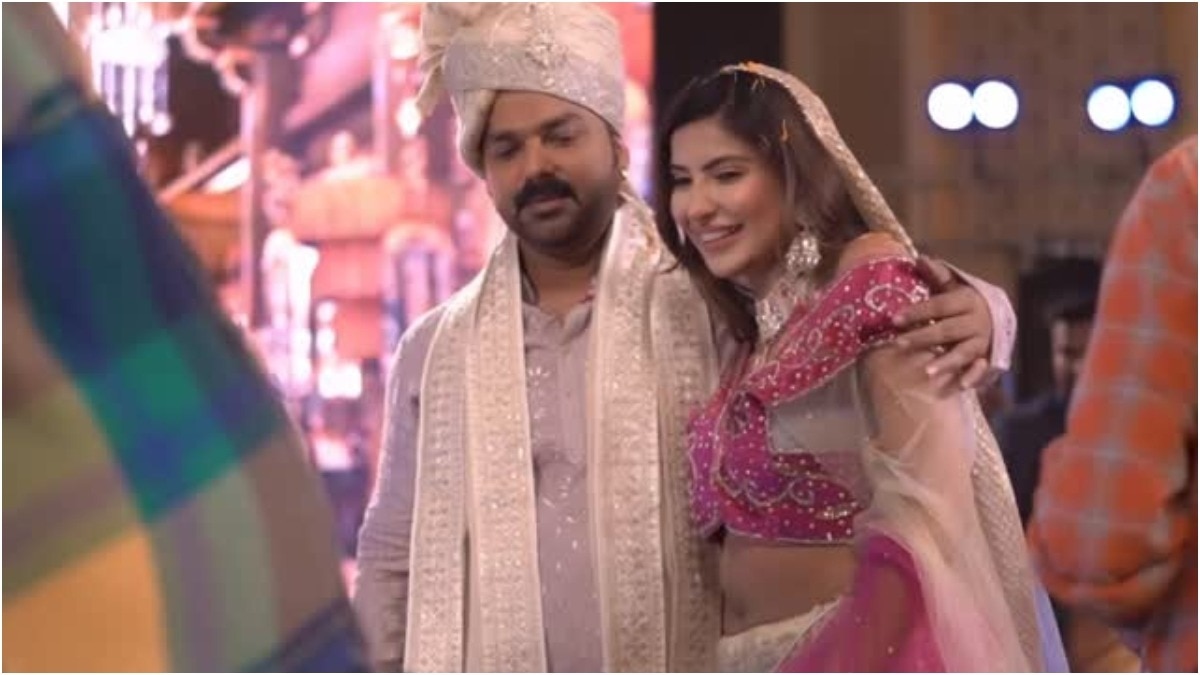 Pawan Singh, Sana Sultan 