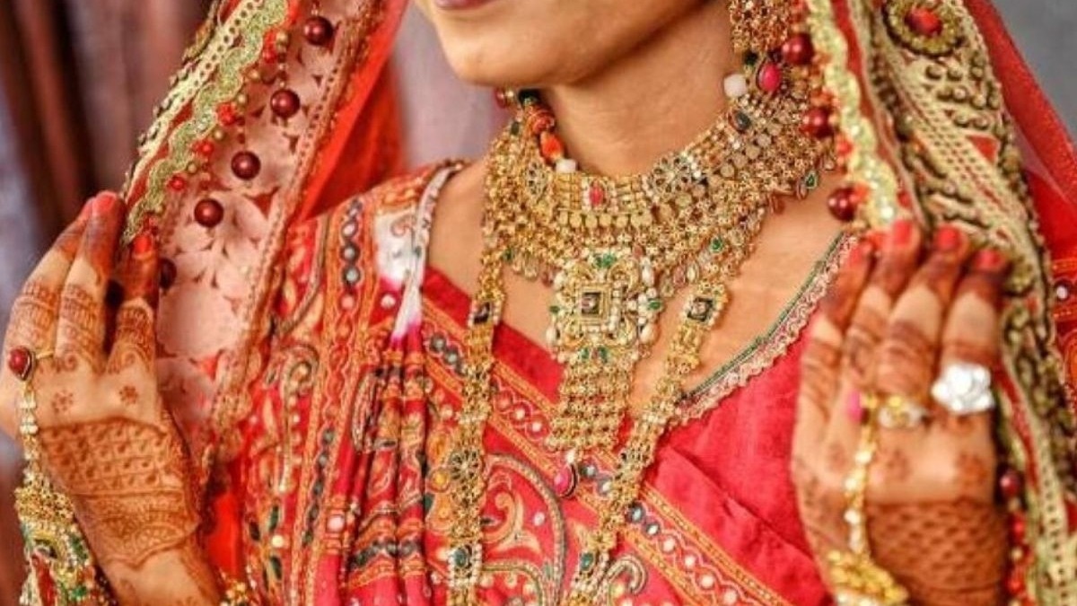 The bride refused to marry the groom in the mandap