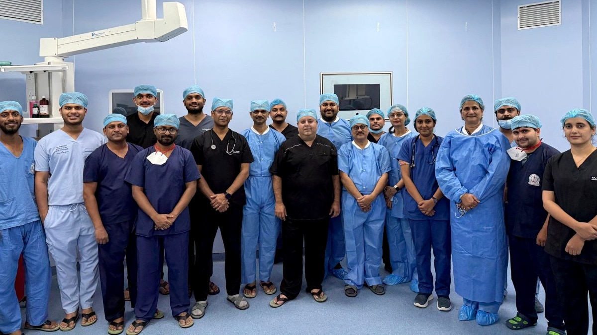 Safdarjung Doctors team