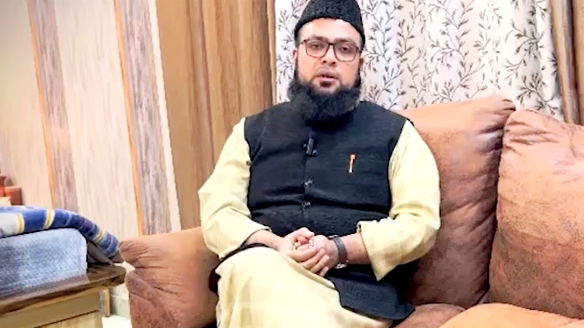 देवबंदी उलेमा कारी इसहाक गोरा का बयान.(Photo:ITG)