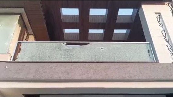 पंजाब: बाइक सवार बदमाशों ने AAP नेता के घर पर दागीं 23 गोलियां, संदिग्ध पर्ची बरामद