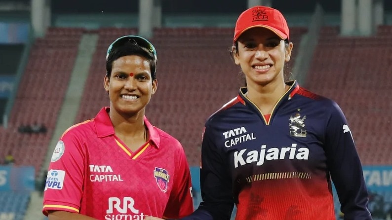 Deepti Sharma,Smriti Mandhana