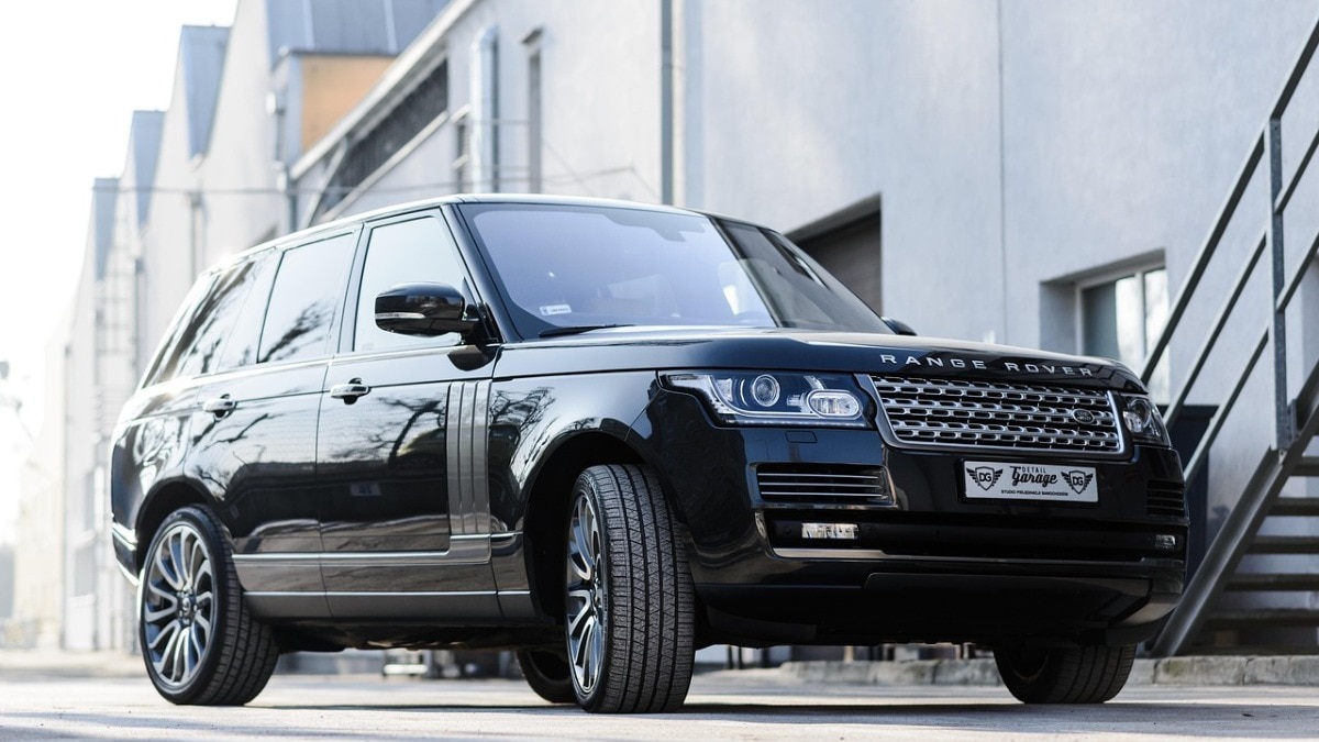 Pakistan most expensive car