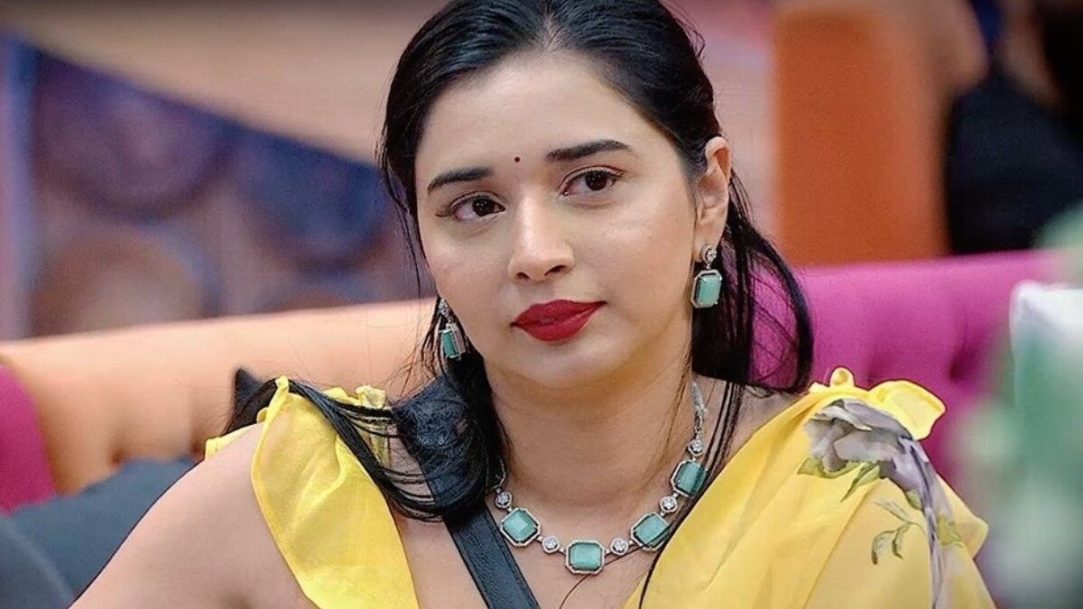 Ex bigg boss contestant calls Tanya Mittal fake