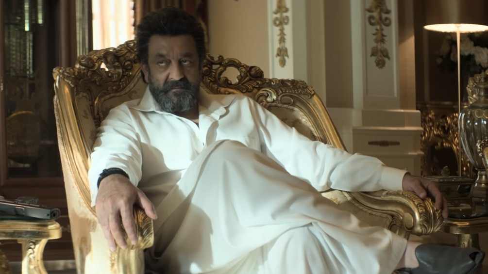 Sanjay Dutt as SP Choudhary Aslam in Dhurandhar movie