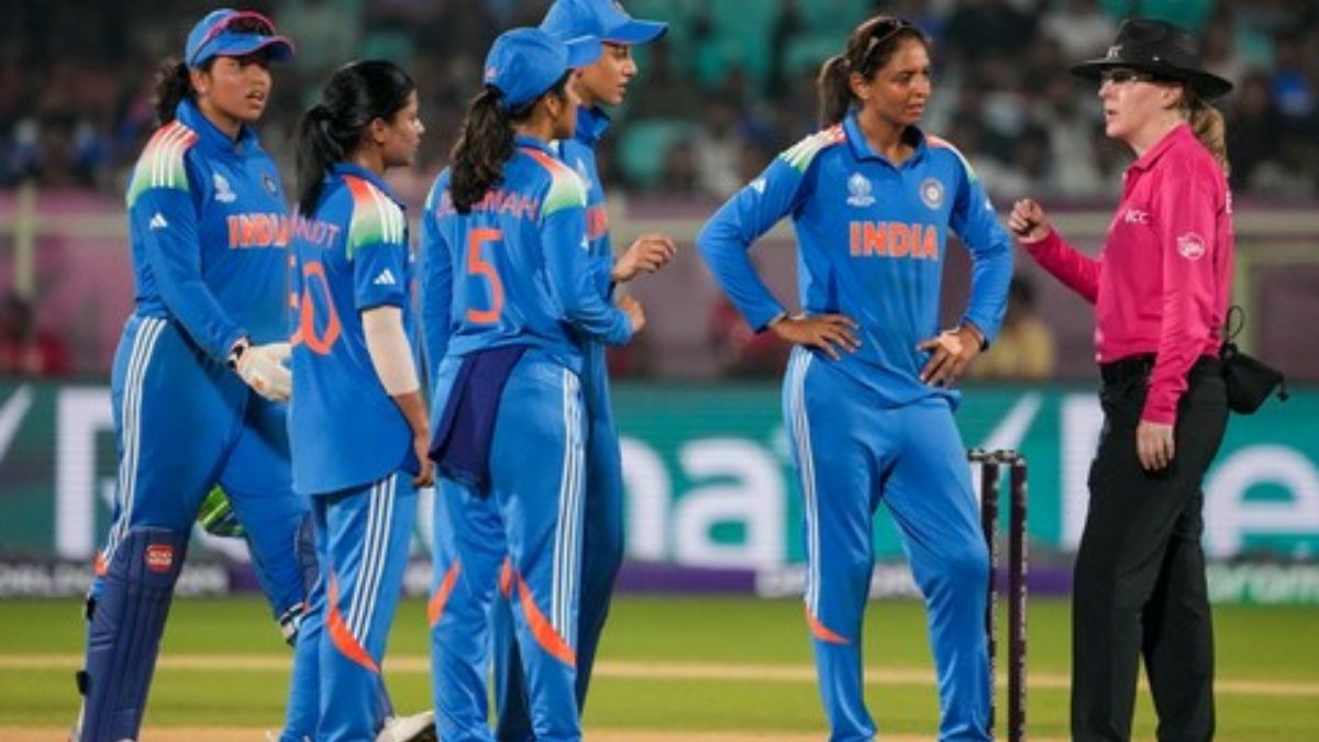 अंपायर बनने के लिए कौन सी पढ़ाई करनी होती है? (Photo: PTI) 