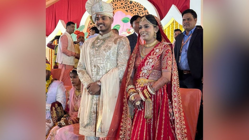 सामूहिक विवाह सम्मेलन में हो रही है सीएम मोहन यादव के बेटे की शादी. (Photo: ITG)