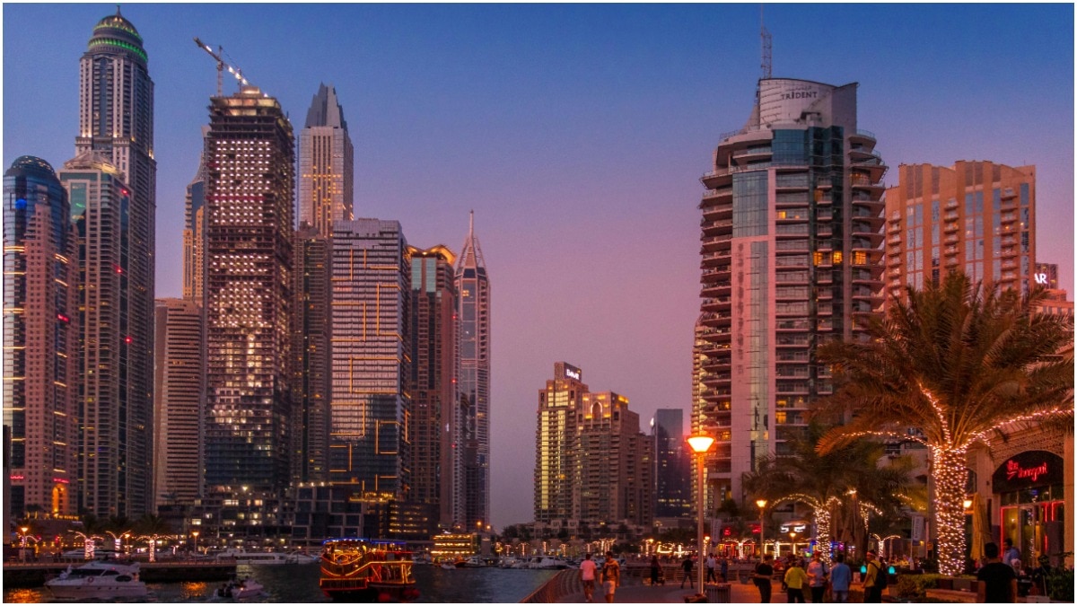 uae-billionaire-son-washed-dishes-work-experience-viral-statement