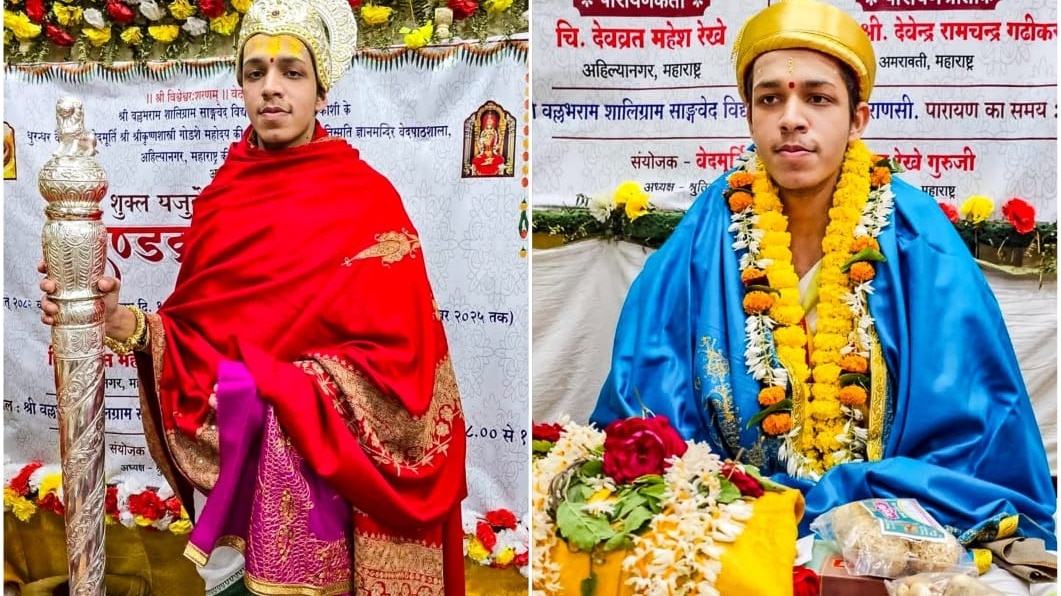 19-year-old Vedamurti Devavrat Mahesh Rekhe from Maharashtra was felicitated for completing the Dandakrama Parayanam in uninterrupted 50 days.( Screenshot- X/@sringerimath)
