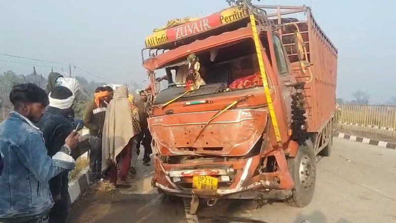 सड़क हादसे में तीन की मौत (Photo: Ritik rajput/ITG)