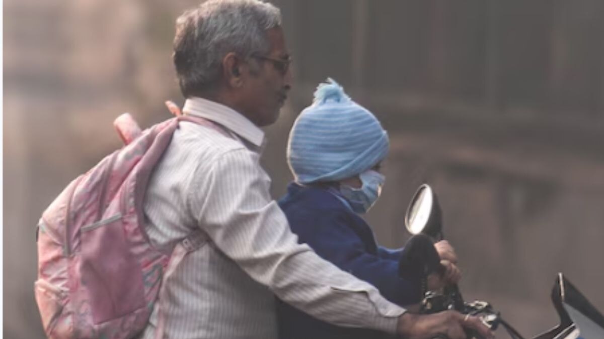 क्रिस्मस के मौके पर कितने दिन की मिलेगी छुट्टी?  (Photo: PTI ) 