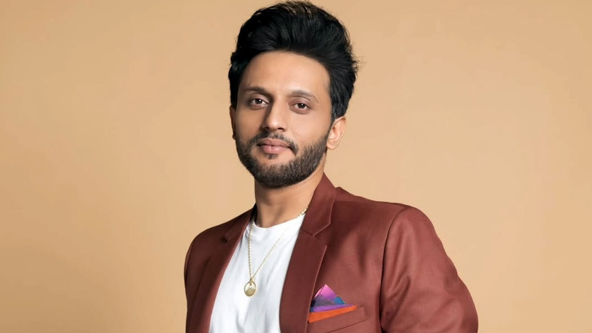 जीशान अय्बूब ने प्यार के लिए तोड़ी धर्म की दीवार (PHOTO: Instagram @mohdzeeshanayyub)