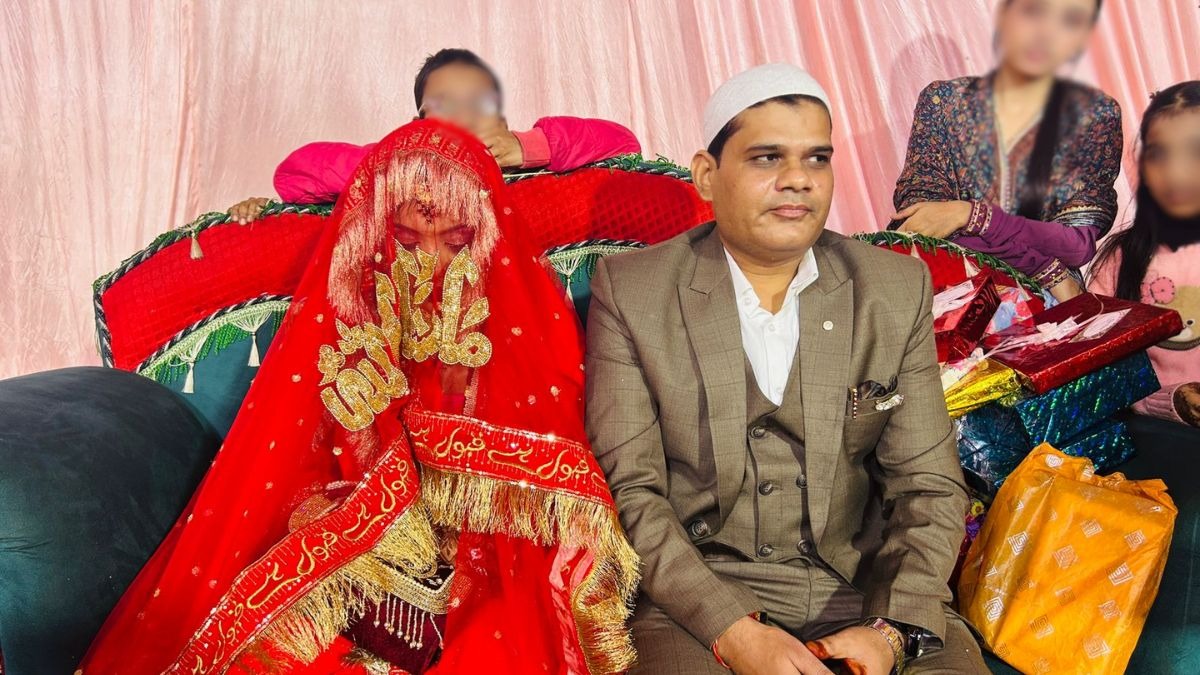 दुल्हन के परिजनों ने दूल्हे के खिलाफ की शिकायत. (Photo: ITG)