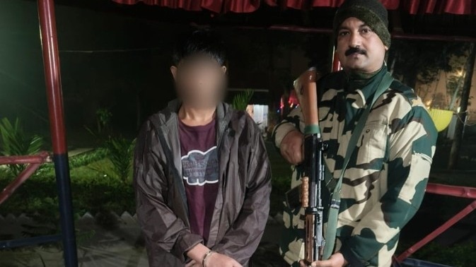 Notorious Smuggler Apprehended on India–Bangladesh Border