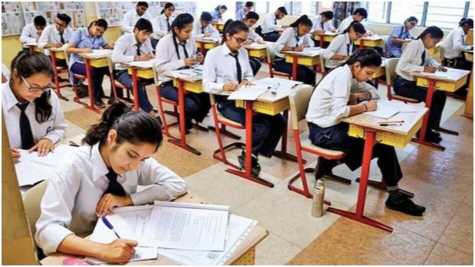 यूपी पुलिस SI भर्ती एग्जाम के लिए जारी हुई तारीख, जानें कब है परीक्षा - UP Police declares written exams date of SI recruitment ngix - AajTak