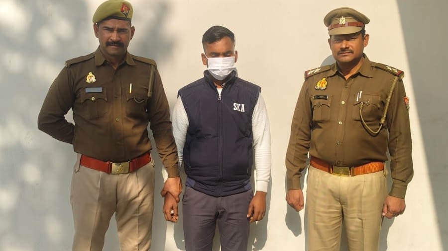 Stepfather throws two children into drain 