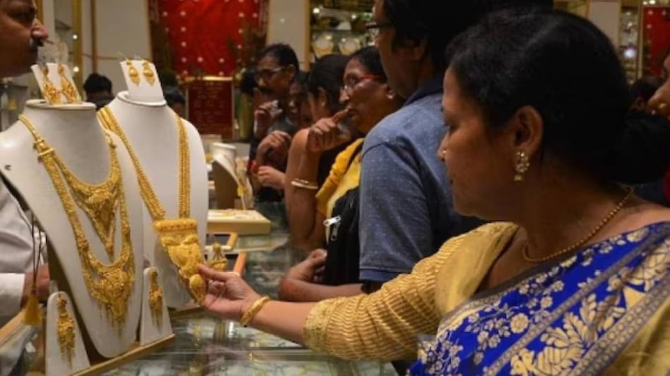 रेपो रेट में कटौती से सोना-चांदी के दाम में उछाल रेपो रेट में कटौती से सोना-चांदी के दाम में उछाल