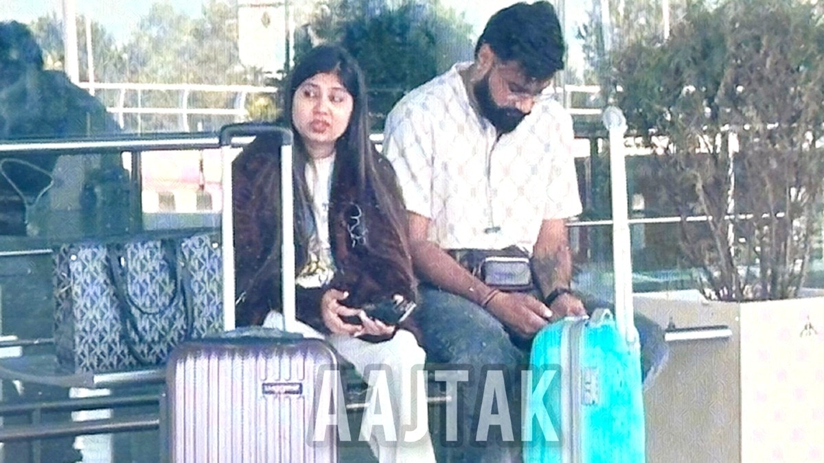 फ्लाइट्स रद्द होने से मायूस नवविवाहित जोड़ा.(Photo:ITG)