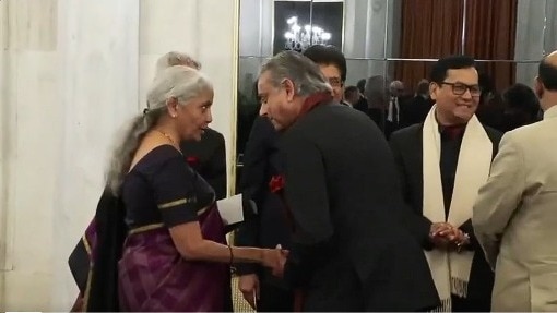 पुतिन के सम्मान में आयोजित डिनर में शशि थरूर भी शामिल हुए थे. (Photo: Social Media)