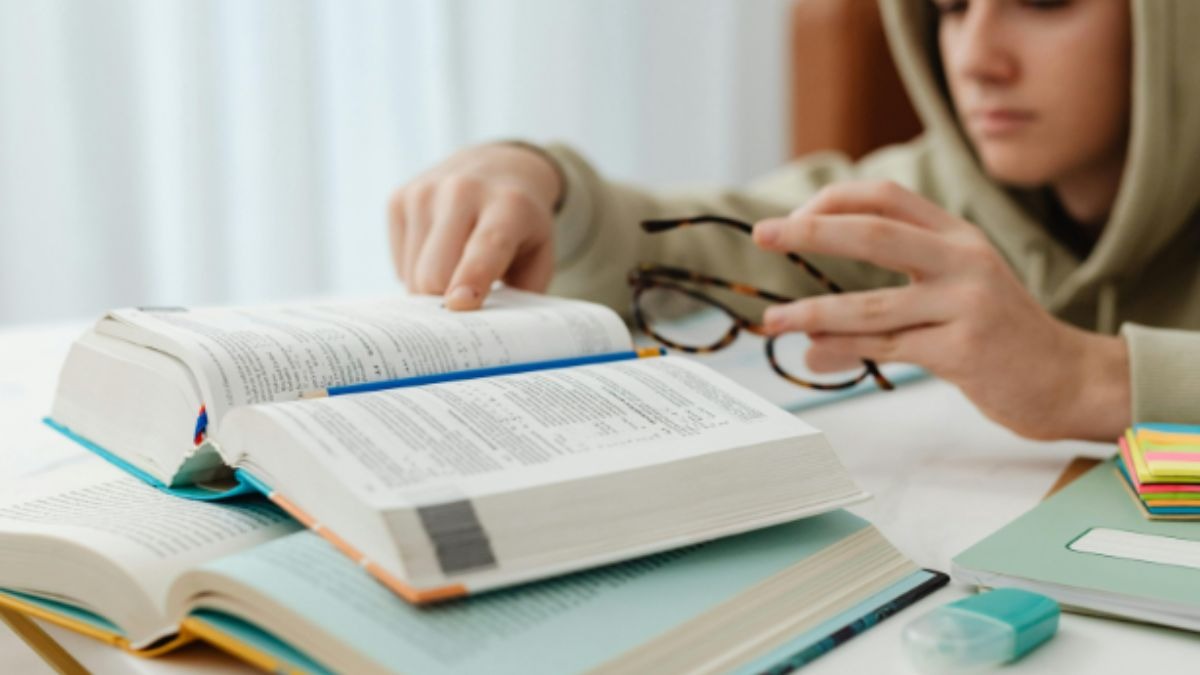 BPSC AEDO पद पर भर्ती के जारी हुआ नोटिफिकेशन. (Photo: Pexels)