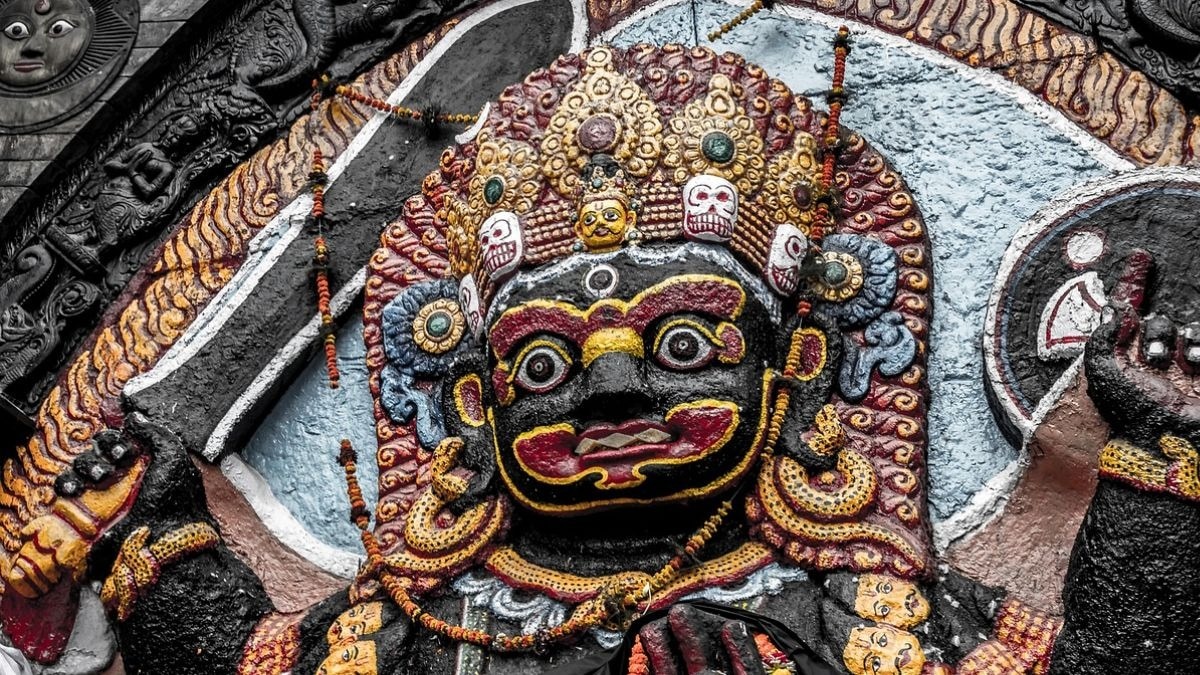 भगवान शिव के रक्षक रूप हैं काल भैरव. 