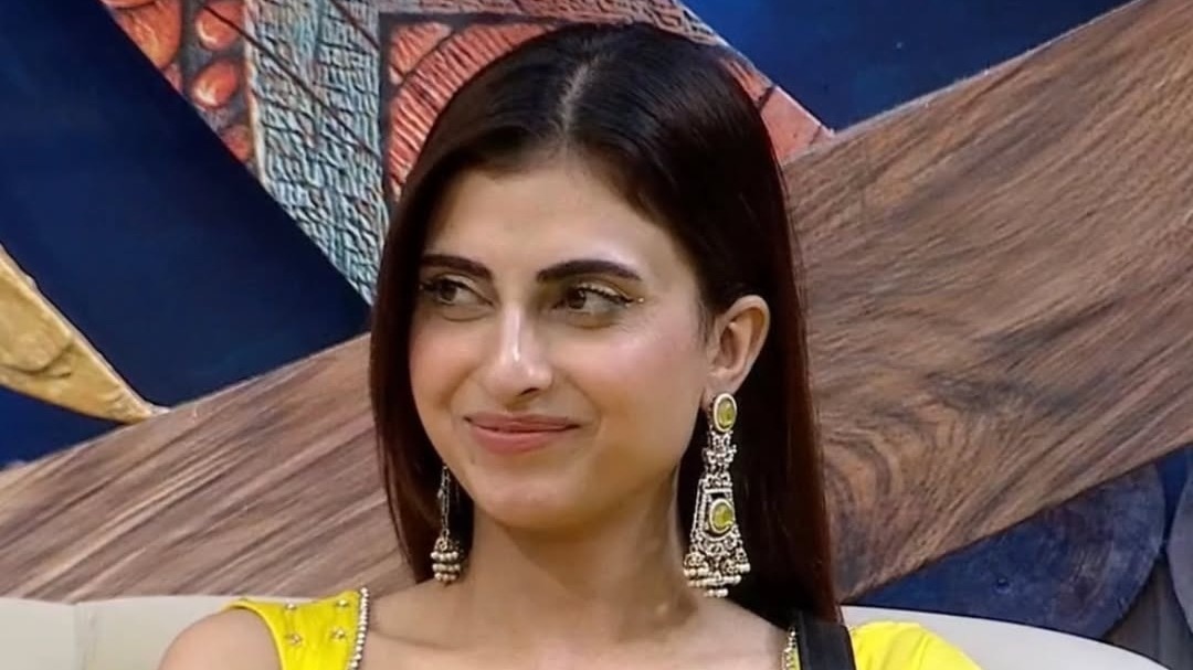 Farrhana Bhatt gets support from nehal chudasma kunickaa sadanand