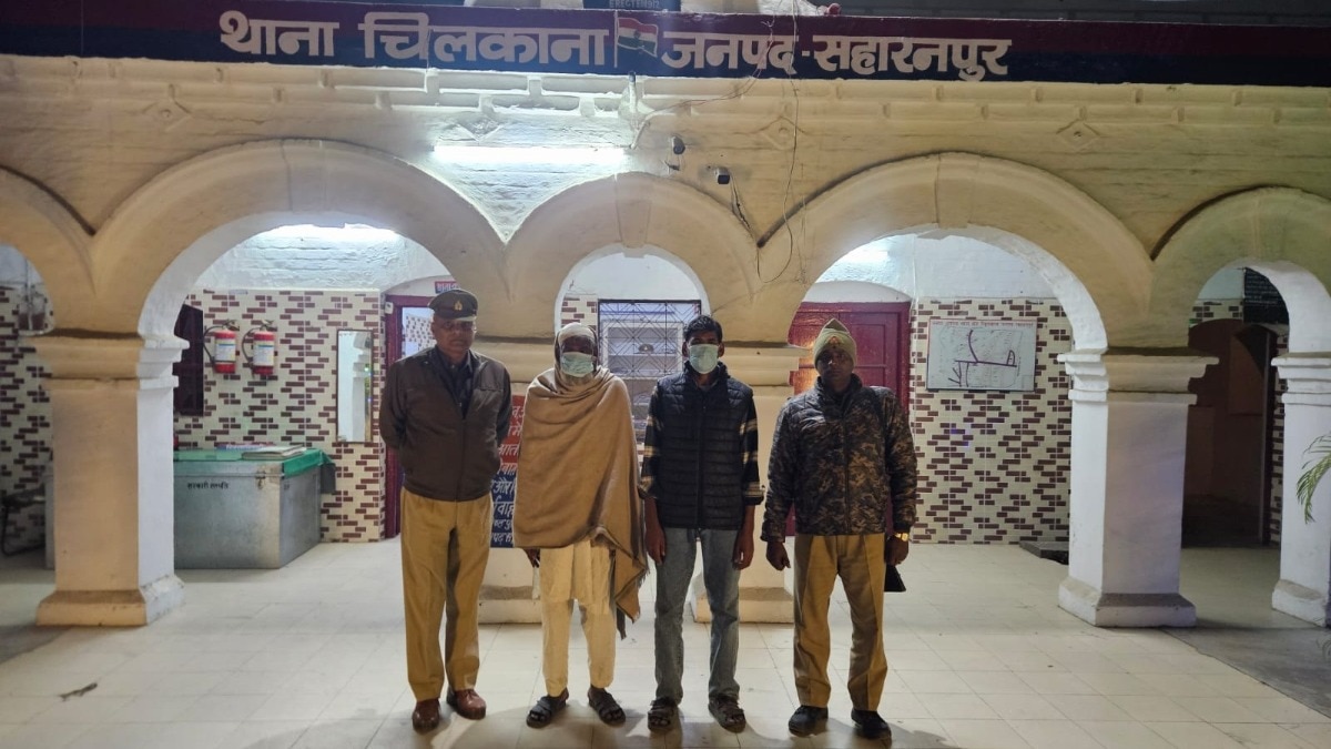 SIR फॉर्म में फर्जी सिग्नेचर करने के आरोप में 2 गिरफ्तार. (Photo: Rahul Kumar/ITG)