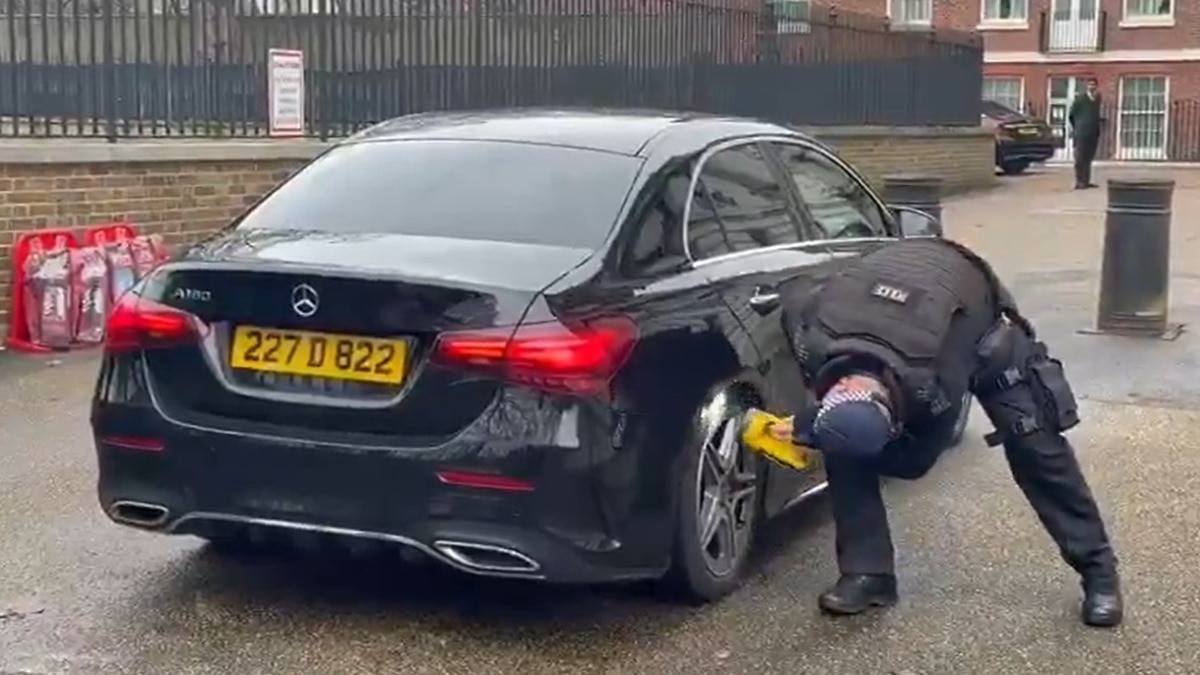 मोहसिन नकवी पाकिस्तान क्रिकेट बोर्ड के चेयरमैन भी हैं. (Photo- Screengrab)