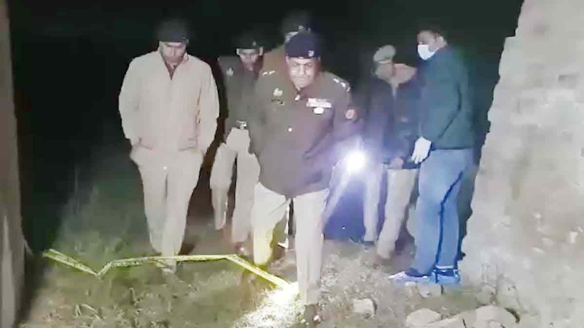 Encounter between police and dacoits 