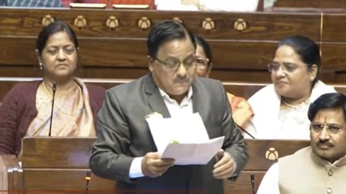 राज्यसभा में वंदे मातरम् चर्चा के दौरान सदन में अपना भाषण देते सांसद डॉ. राधा मोहनदास अग्रवाल