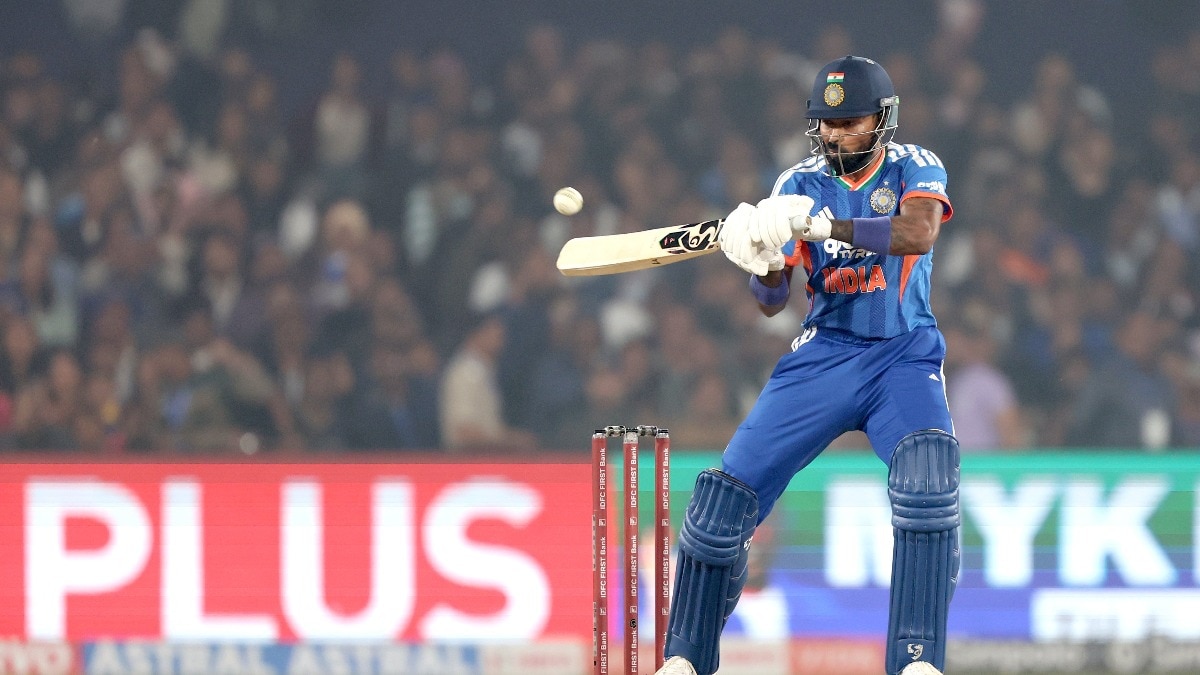 हार्दिक पंड्या ने कटक में तूफानी बल्लेबाजी (Photo: BCCI)