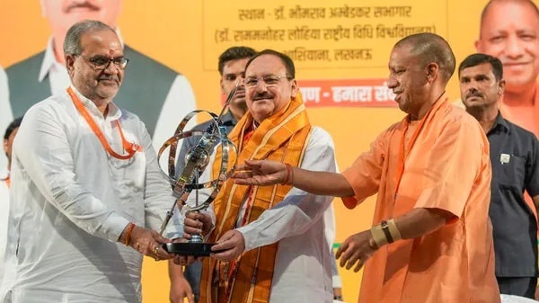 यूपी में बीजेपी किसी गैर-यादव ओबीसी पर खेलेगी दांव (Photo-PTI)