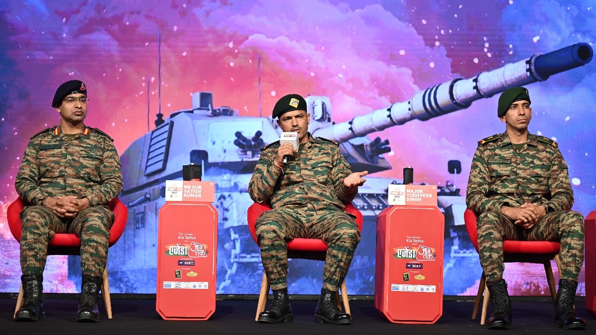 इंडियन आर्मी का कहना है कि हम भविष्य की चुनौतियों के लिए पूरी तरह से तैयार हैं. (Photo: ITG/Atul Kumar Yadav)