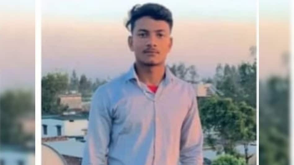 BREAKING NEWS : खेल-खेल में सुरक्षा गार्ड की गयी जान BREAKING NEWS : खेल-खेल में सुरक्षा गार्ड की गयी जान