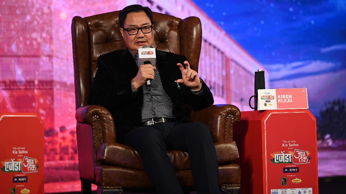 एजेंडा आजतक के मंच पर संसदीय कार्य मंत्री ने कई सवालों के जवाब दिए