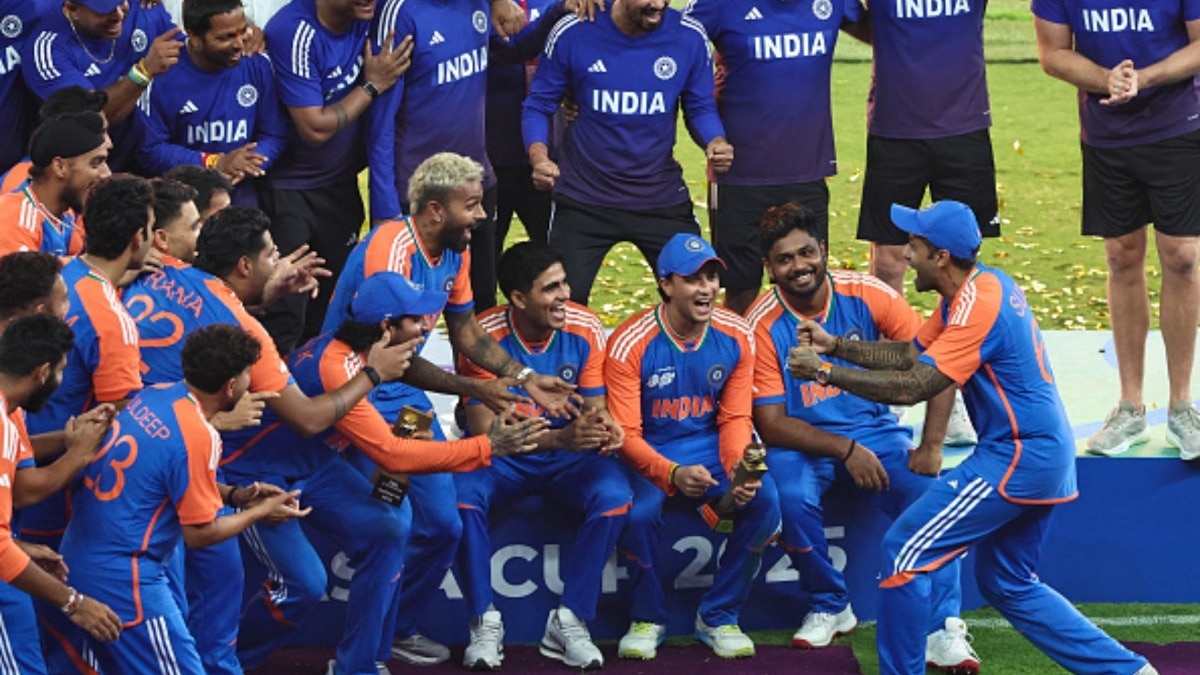 टी20 वर्ल्ड कप में भारतीय टीम अपना खिताब बचाने उतरेगी. (Photo: AFP).