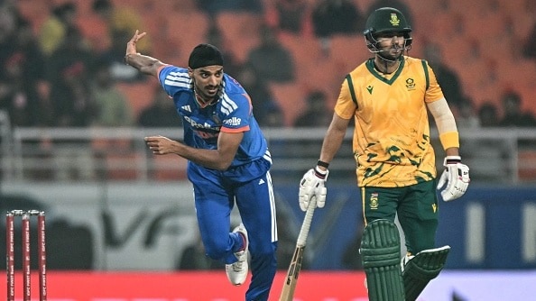 अर्शदीप सिंह ने दूसरे टी20 में किया फीका प्रदर्शन. (Photo: Getty)