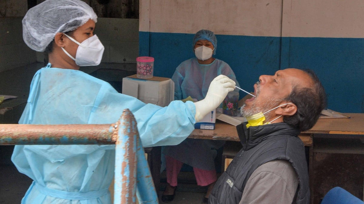 Doctors died on duty during COVID-19 entitled to insurance under PMGKY