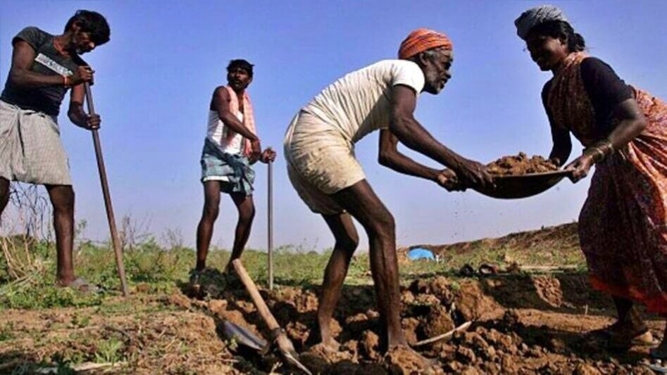 MNREGA योजना का नाम बदलने की तैयारी में सरकार (File Photo: ITG)