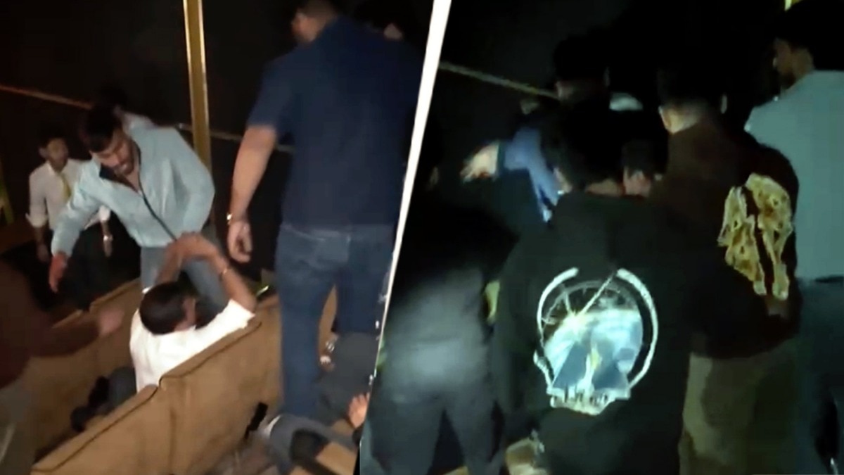 सिनेमा हॉल में चार युवकों ने दो लोगों को पीटा (Photo: Screengrab)