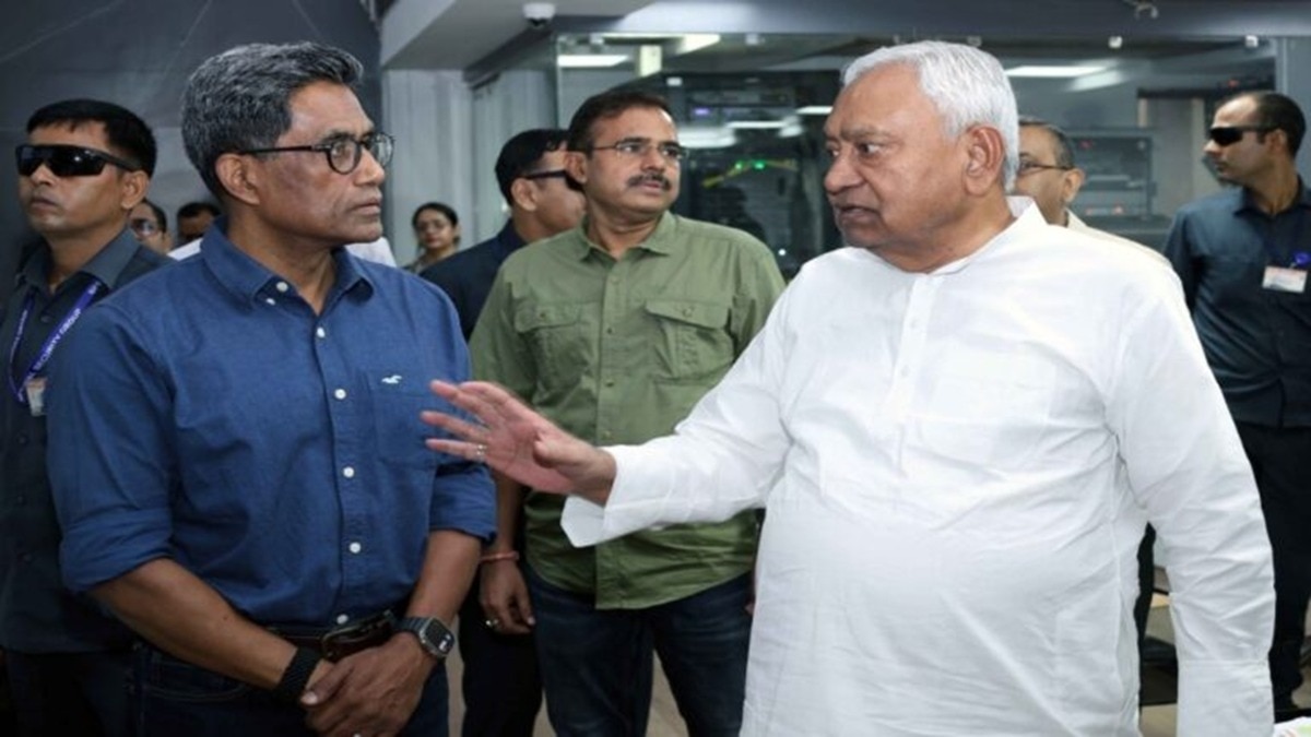 Bihar CM Nitish Kumar and State Chief Secretary Pratyay Amrit