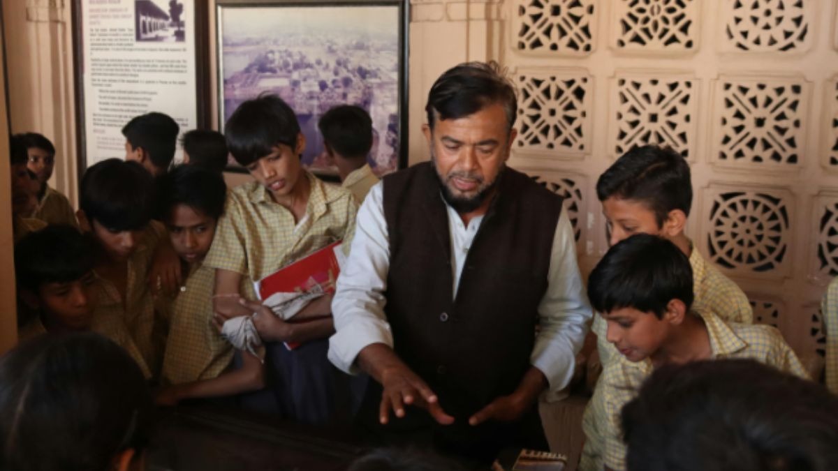 केंद्रीय विद्यालय के पद पर 2499 भर्ती निकली है. (Photo Pexels)