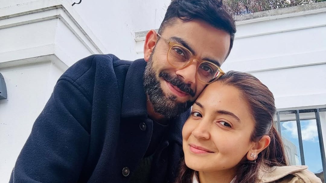 विराट-अनुष्का लौटे इंडिया (Photo: Instagram/@virat.kohli)