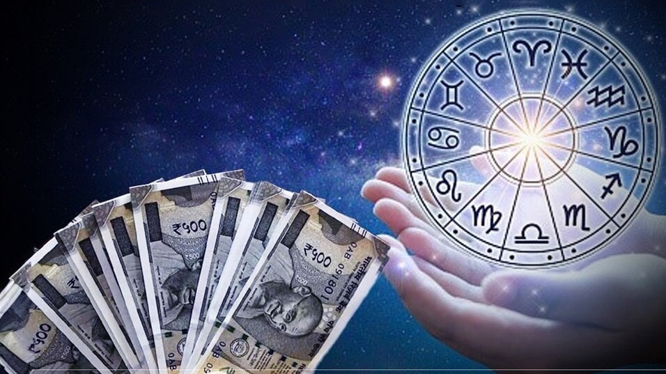 Weekly Rashifal December 2026: नए सप्ताह में सूर्य-शुक्र बनाएंगे शुक्रादित्य योग, इन 4 राशि वालों की बढ़ेगी कमाई